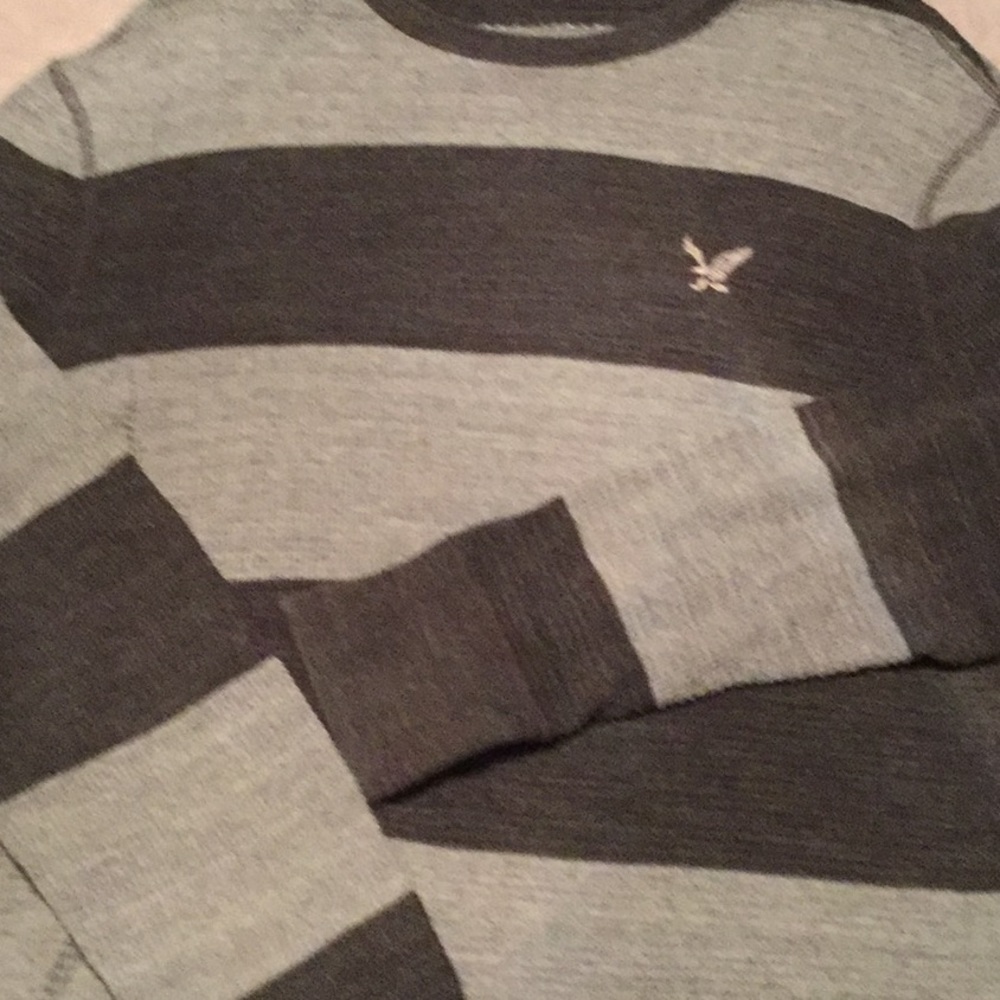 Men's American Eagle gray striped Thermal